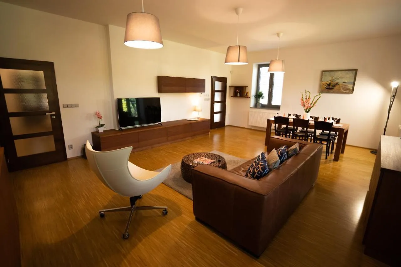 Black Field Apartment Brno Česká republika